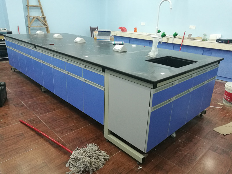 广州科迪颜料化工车间实验室整体装修工程(图1) 广州科迪颜料化工车间实验室整体装修工程(图1)